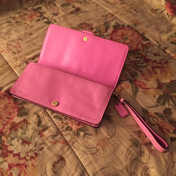Coach pink wristlet with gold buckle - Picture 3 of 5